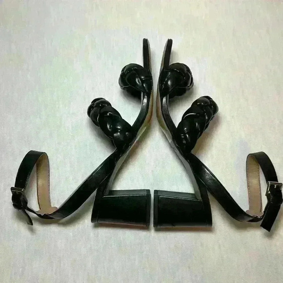 Crown & Ivy Black Blakely Puff Braided Block Heel with Buckle Closure Womens 8.5 - Picture 10 of 13